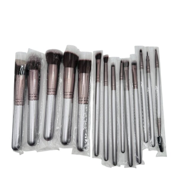 BS-Mall 14-Piece Makeup Brush Set With Case - Professional Silver Brushes For Fa - Picture 5 of 5